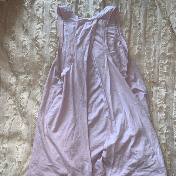 Lululemon athletic tee - Picture 2 of 3